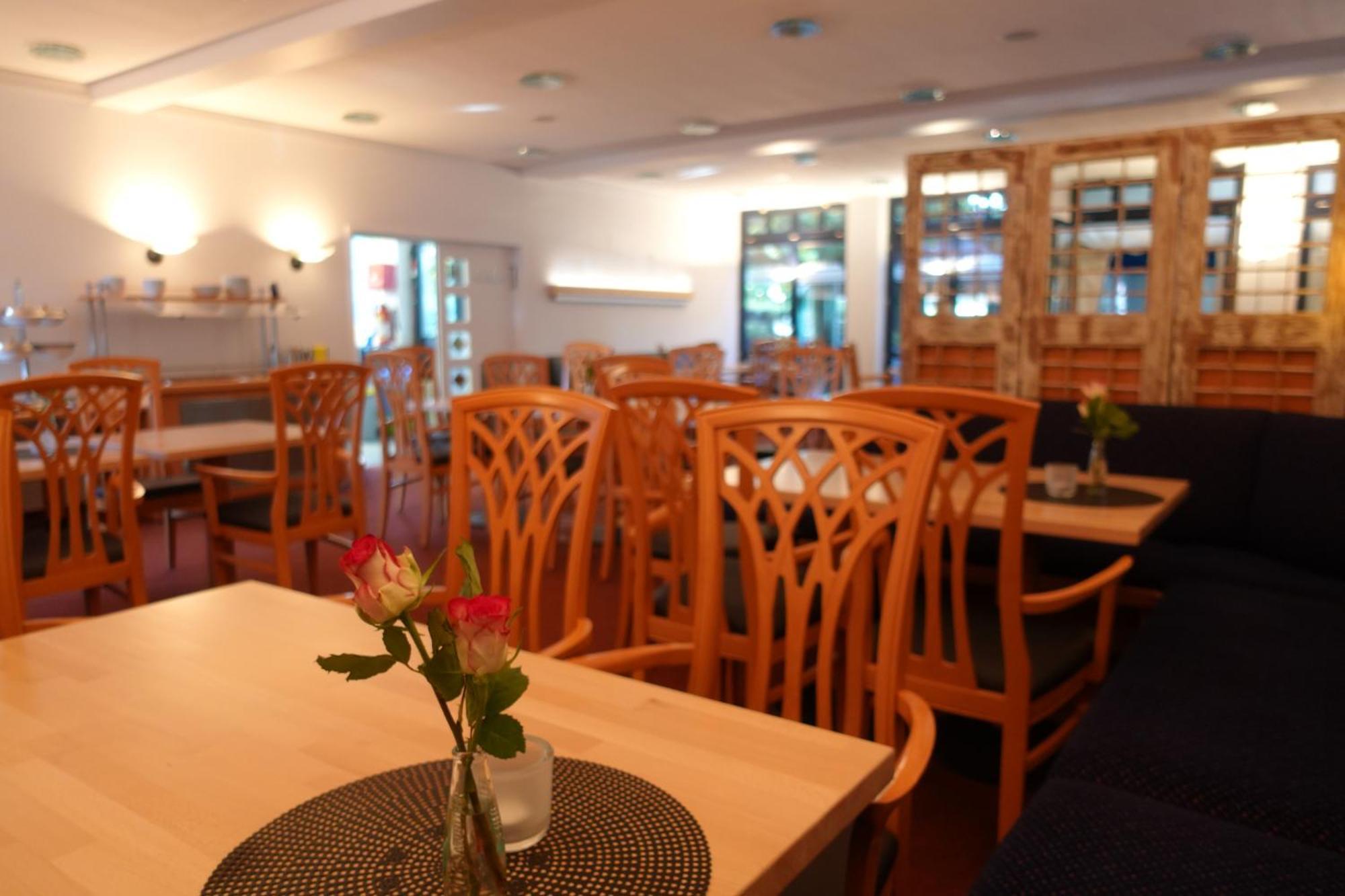 Hotel Am Weiher แอร์เคอเลนซ์ ภายนอก รูปภาพ