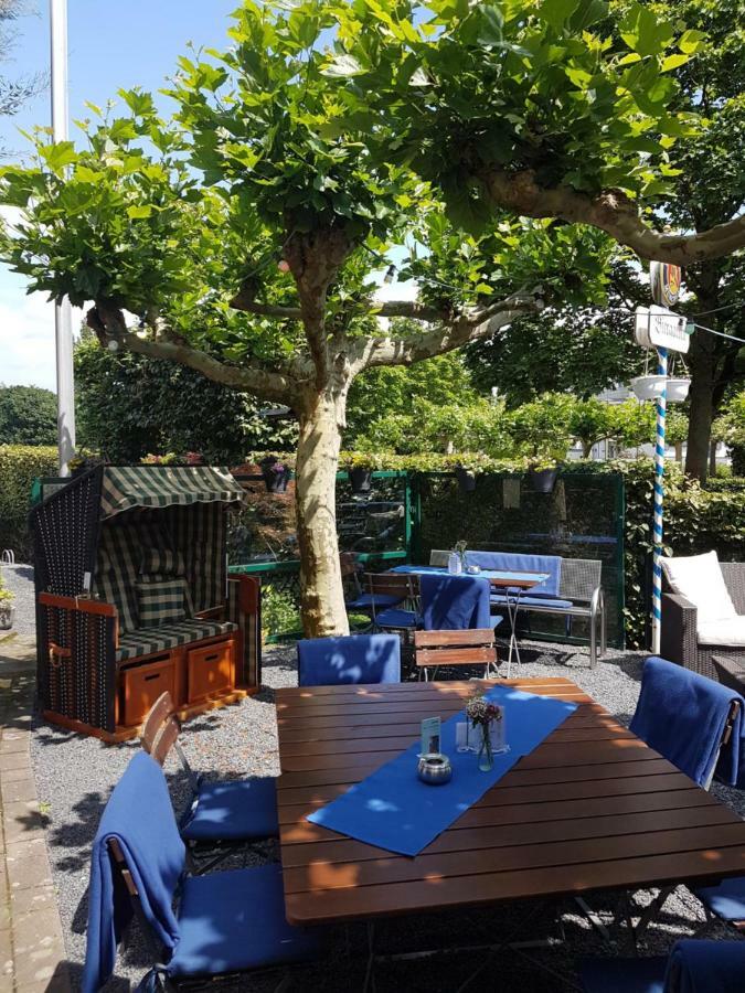 Hotel Am Weiher แอร์เคอเลนซ์ ภายนอก รูปภาพ